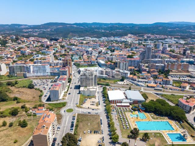 Apartamento T3 | 3 frentes | Piscinas S.J.Madeira