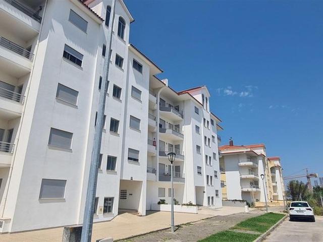 Apartamento T3 Telheiro, Leiria