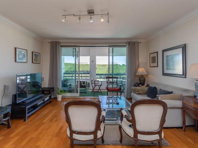 Apartamento T3, Terraço com Vista Panorâmica, varandas e garagem – Algés, Oeiras