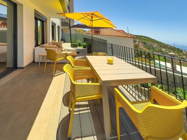 Apartamento T3 Terraço privado e Vista Pôr do Sol 136m² Câmara De Lobos
