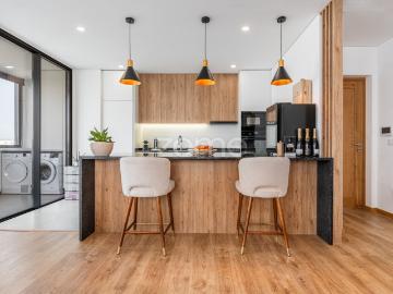 APARTAMENTO T3 SEMI NOVO, MOBILADO E EQUIPADO EM CARVALHAL, BARCELOS