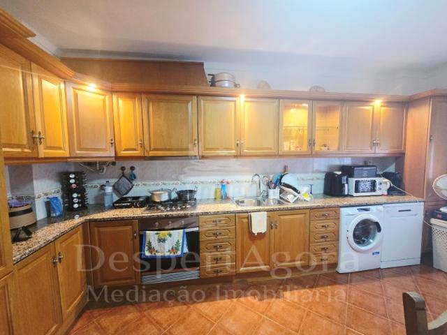 Apartamento T3 totalmente mobilado