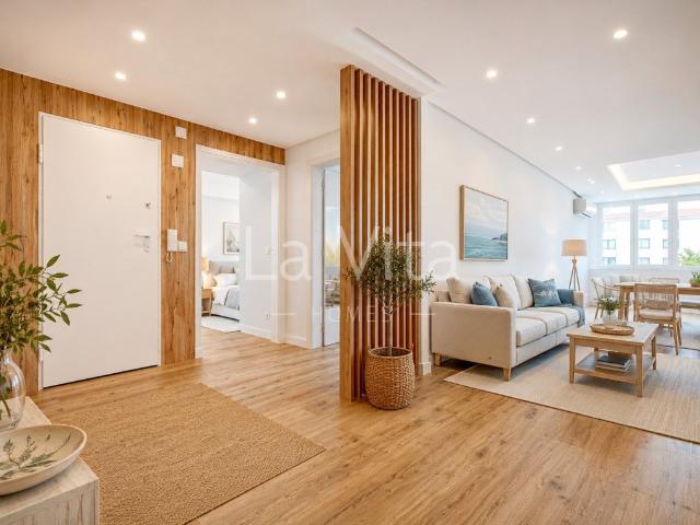 Apartamento T3, totalmente remodelado, com vista desafogada. 114m² Cascais e Estoril