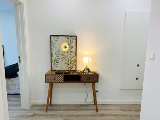 Apartamento T3, totalmente remodelado e mobilado, Benfica. 85m² Benfica
