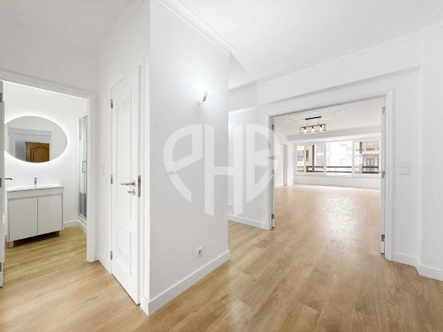 Apartamento T3 Totalmente Remodelado / Estrada da Luz 126m² São Domingos De Benfica