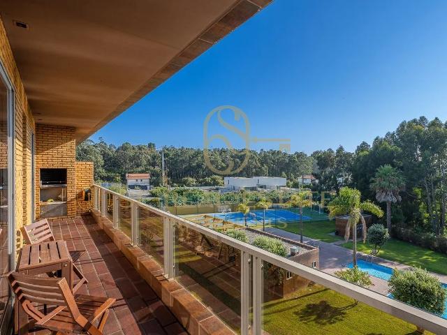 Apartamento T3 Último Piso Condominio Fechado Madalena