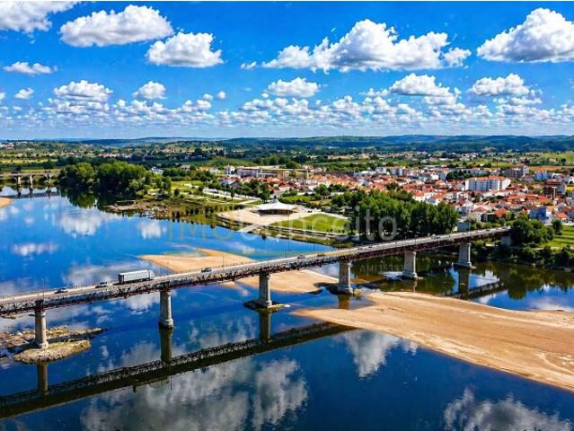 APARTAMENTO T3 ÚNICO COM VISTA DESLUMBRANTE PARA O TEJO || ABRANTES