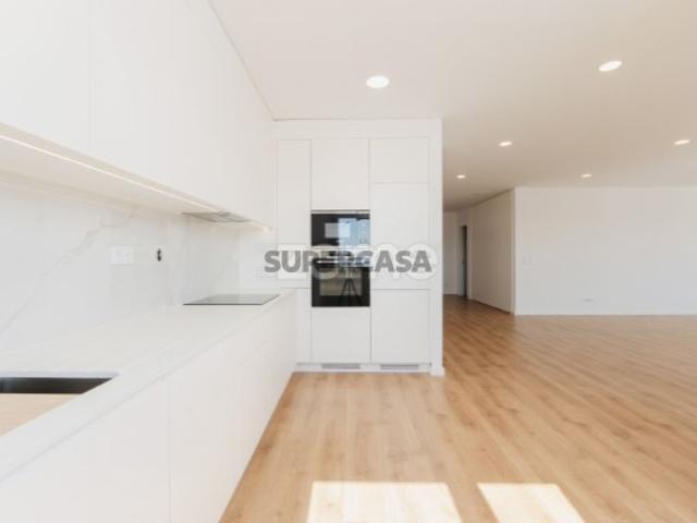 Apartamento T3 |Varanda|Estacionamento Alverca