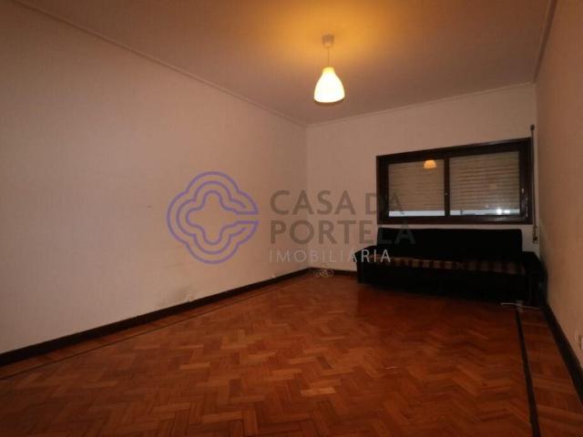 Apartamento T3 venda 126m² Lordelo do Ouro e Massarelos