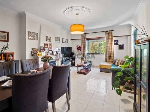 Apartamento T3 Venda em Carnaxide e Queijas,Oeiras
