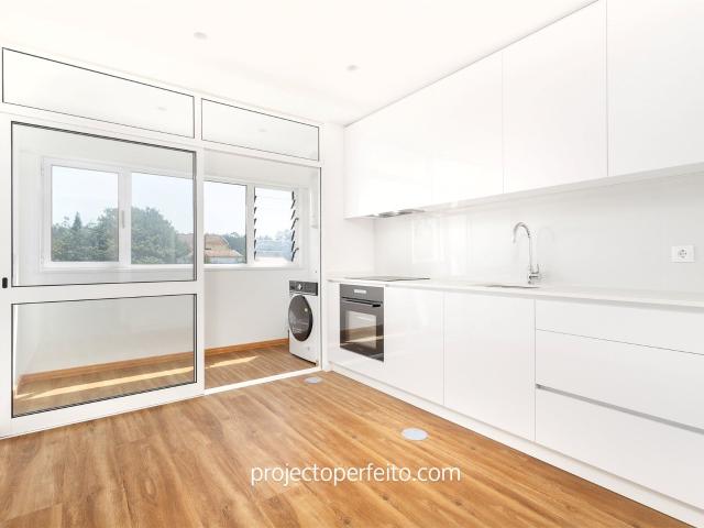 Apartamento T3 Venda em Grijó e Sermonde,Vila Nova de Gaia 89m² Grijó
