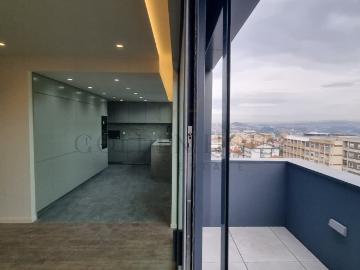 Apartamento T3 Venda em Mafamude e Vilar do Paraíso,Vila Nov. 155m² Oliveira Do Douro