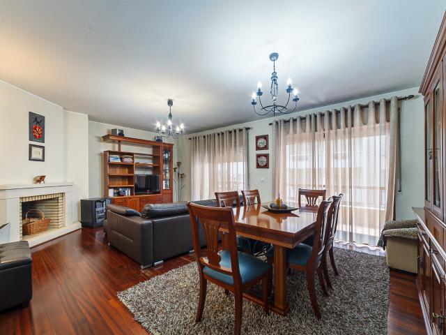 Apartamento T3 Venda em Oliveira de Azeméis, Santiago de Rib. 140m² Oliveira de Azeméis, Santiago da Riba Ul, Ul, Macinhata da S