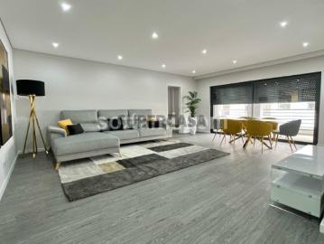 Apartamento T3 Venda em Quelfes,Olhão