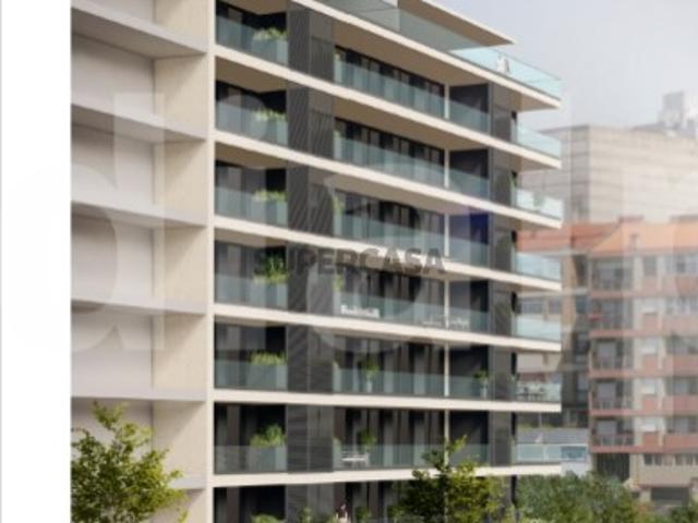 Apartamento T3 Venda em Ramalde,Porto