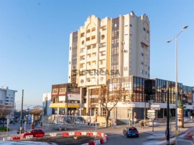 Apartamento T3 Venda em Santo António dos Olivais,Coimbra