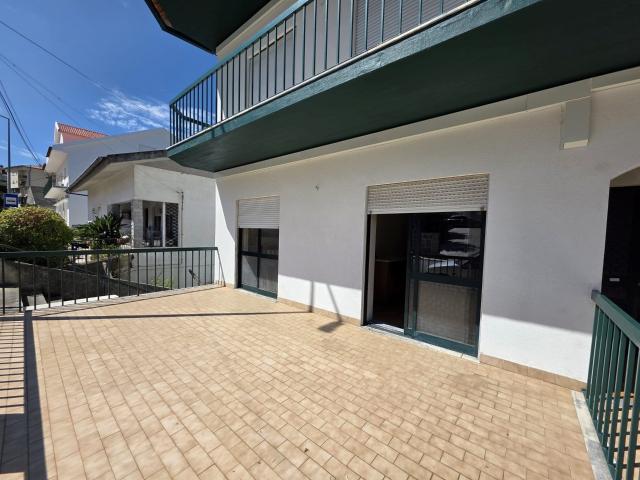 Apartamento T3 Venda em Seia, São Romão e Lapa dos Dinheiros. 100m² Seia, São Romão e Lapa dos Dinheiros