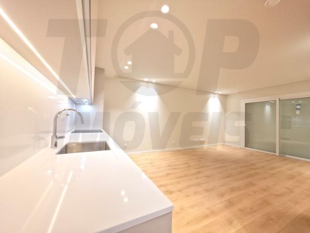 Apartamento T3 Via Rara, Santa iria de Azóia 493.000€