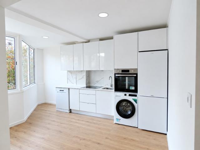 Apartamento T3 a Estrear, Rua Pais Ramos, Centro