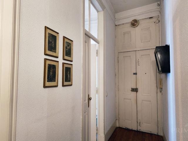 Apartamento T3 à venda na Calçada do Duque de Lafões, Beato — Lisboa