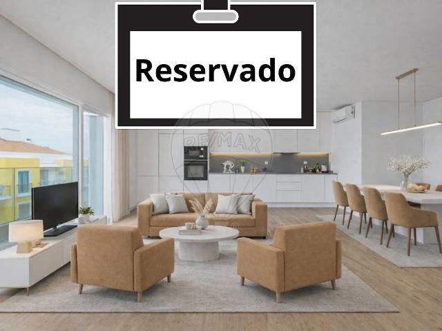 Apartamento T3 à venda em Mafra, Mafra RE/MAX Portugal
