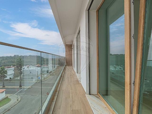 Apartamento T3 à venda em Mafra, Mafra RE/MAX Portugal