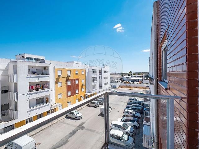 Apartamento T3 à venda em Malagueira e Horta das Figueiras, Évora RE/MAX Portugal