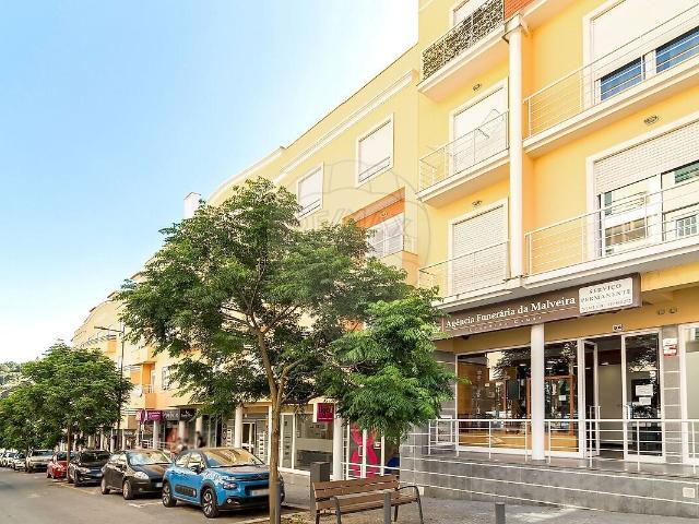 Apartamento T3 à venda em Malveira e São Miguel de Alcainça, Mafra RE/MAX Portugal