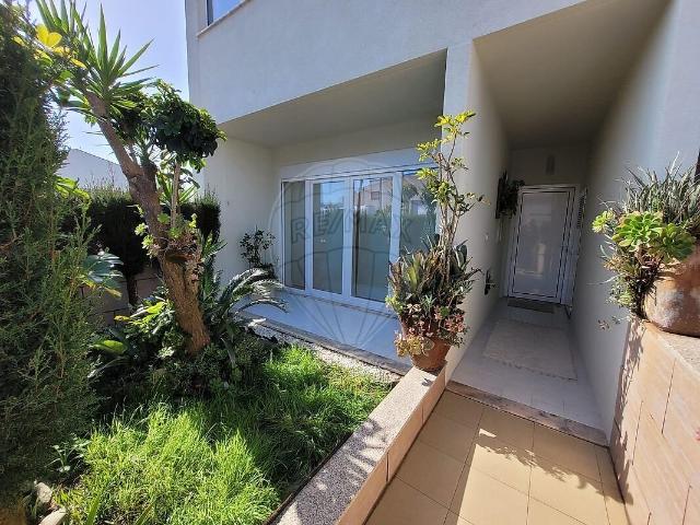 Apartamento T3 à venda em Manhente, Barcelos RE/MAX Portugal