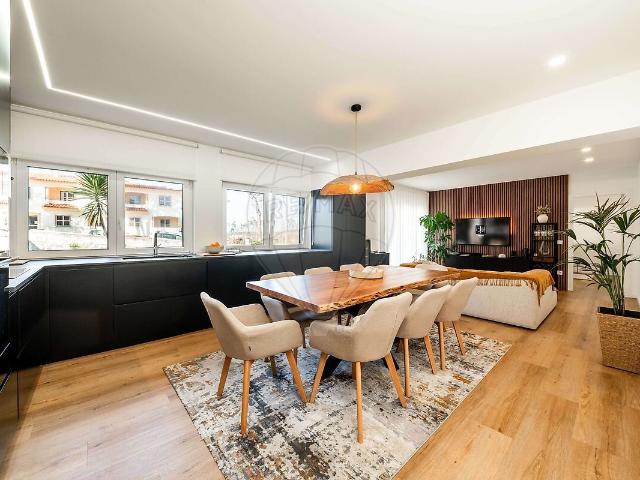Apartamento T3 à venda em Marinha Grande, Marinha Grande RE/MAX Portugal