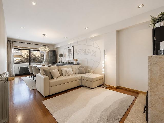 Apartamento T3 à venda em Nogueira, Fraião e Lamaçães, Braga RE/MAX Portugal