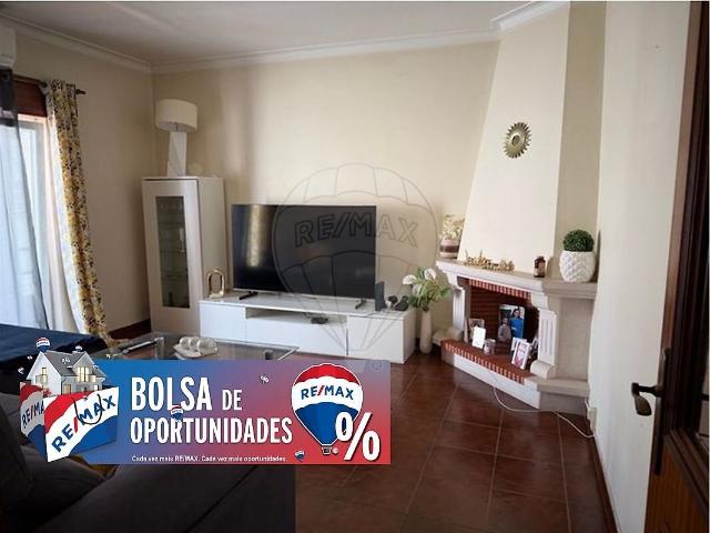 Apartamento T3 à venda em Nossa Senhora de Fátima, Entroncamento RE/MAX Portugal
