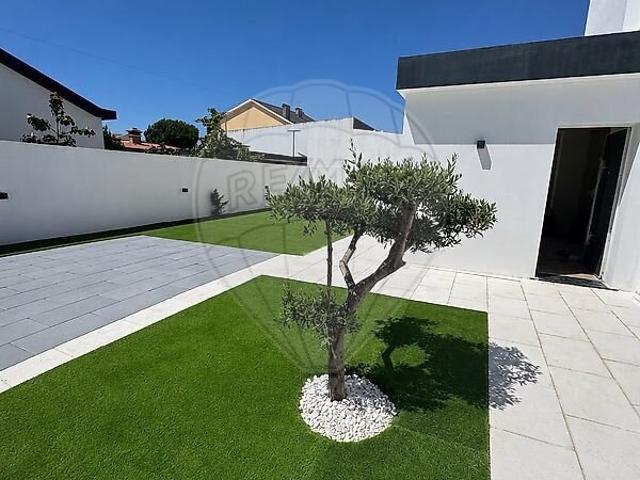Apartamento T3 à venda em Nossa Senhora de Fátima, Entroncamento RE/MAX Portugal