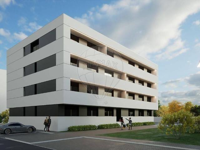 Apartamento T3 à venda em Ovar, São João, Arada e São Vicente de Pereira Jusã, Ovar RE/MAX Portugal