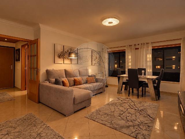 Apartamento T3 à venda em Odivelas, Odivelas RE/MAX Portugal