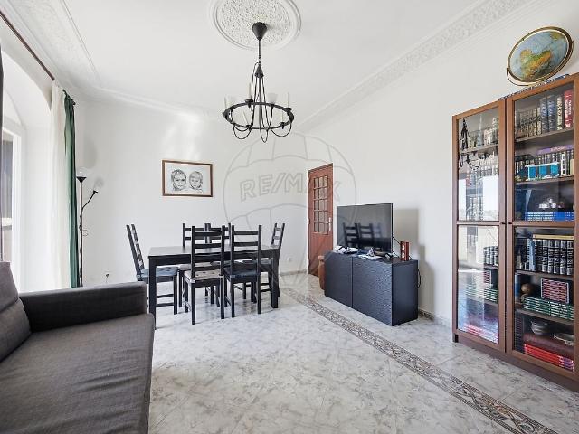 Apartamento T3 à venda em Águas Livres, Amadora RE/MAX Portugal