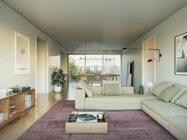 Apartamento T3 à venda em Águas Santas, Maia RE/MAX Portugal
