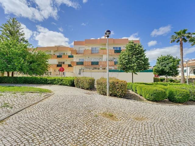 Apartamento T3 à venda em Algoz e Tunes, Silves RE/MAX Portugal