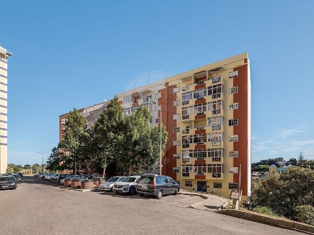 Apartamento T3 à venda em Algueirão Mem Martins, Sintra RE/MAX Portugal