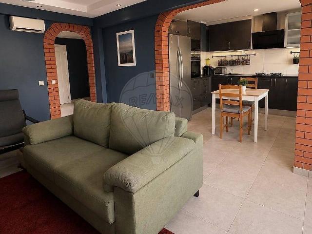 Apartamento T3 à venda em Algueirão Mem Martins, Sintra RE/MAX Portugal