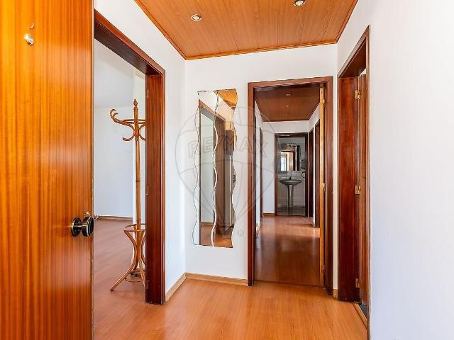 Apartamento T3 à venda em Algueirão Mem Martins, Sintra RE/MAX Portugal