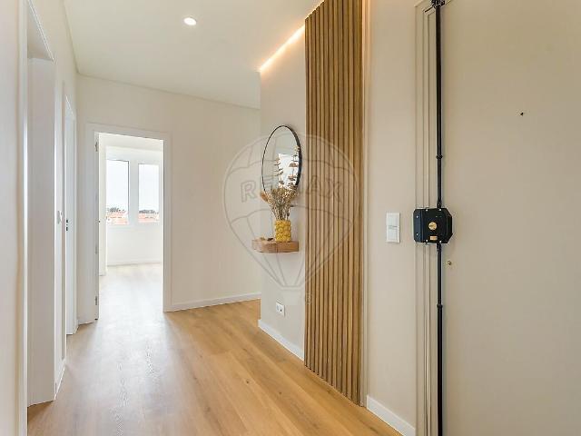 Apartamento T3 à venda em Algueirão Mem Martins, Sintra RE/MAX Portugal