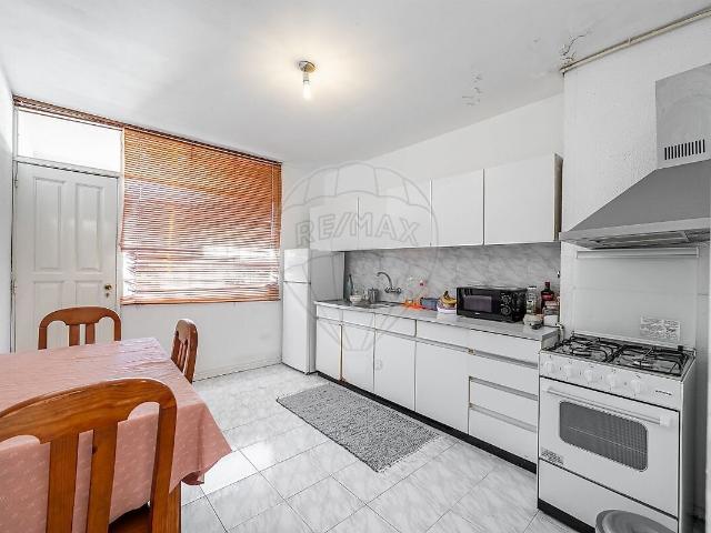 Apartamento T3 à venda em Antas e Abade de Vermoim, Vila Nova de Famalicão RE/MAX Portugal