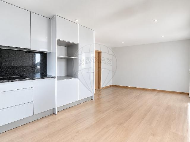 Apartamento T3 à venda em Apúlia e Fão, Esposende RE/MAX Portugal