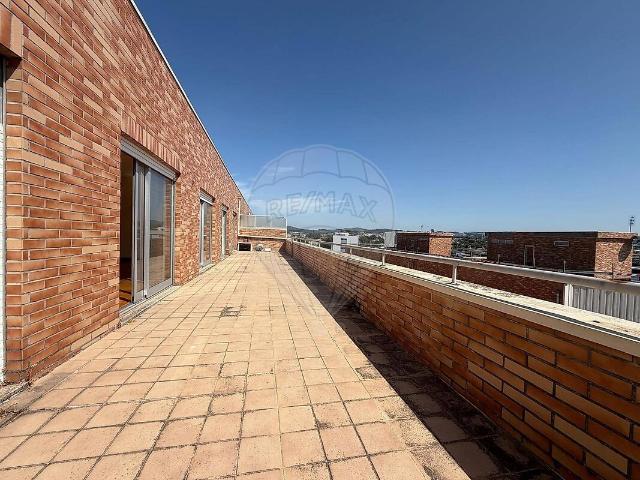 Apartamento T3 à venda em Bougado São Martinho e Santiago, Trofa RE/MAX Portugal