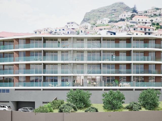 Apartamento T3 à venda em Câmara de Lobos, Câmara de Lobos RE/MAX Portugal