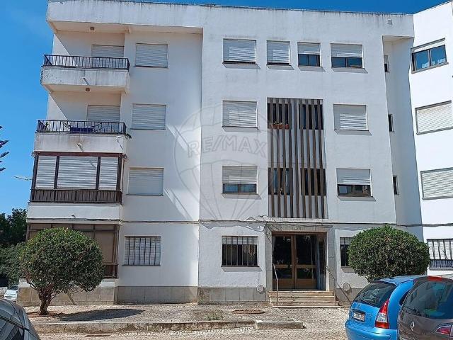 Apartamento T3 à venda em Cascais e Estoril, Cascais RE/MAX Portugal