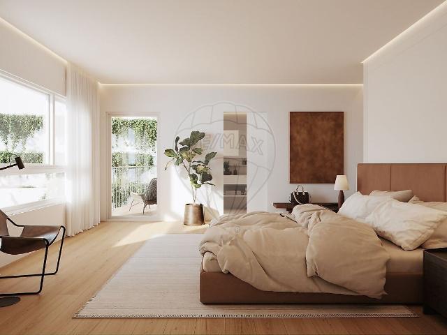 Apartamento T3 à venda em Castanheira do Ribatejo e Cachoeiras, Vila Franca de Xira RE/MAX Portugal