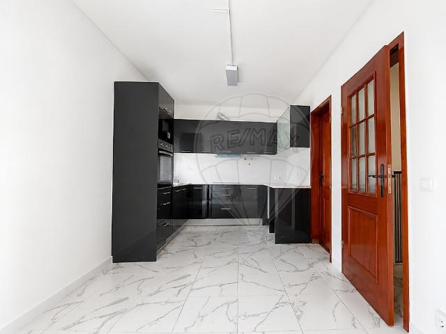 Apartamento T3 à venda em Castelo Branco, Castelo Branco RE/MAX Portugal