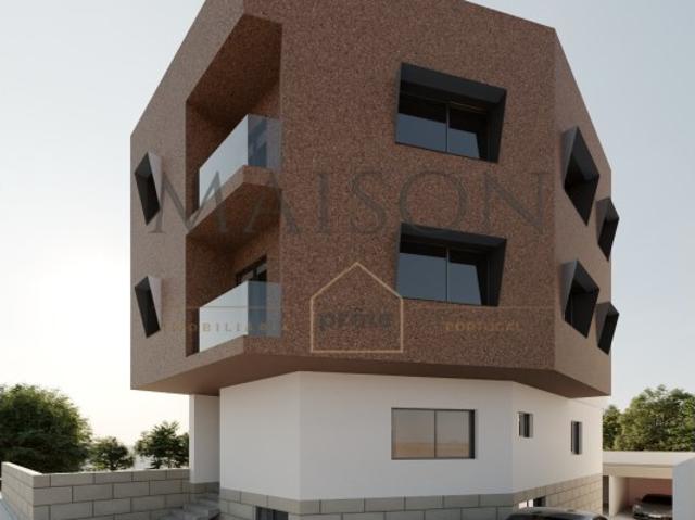 Apartamento T3 á venda em Castelo da Maia